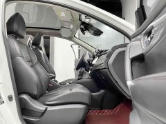 Nissan 2.0L CVTLuxury Edition - фото 7