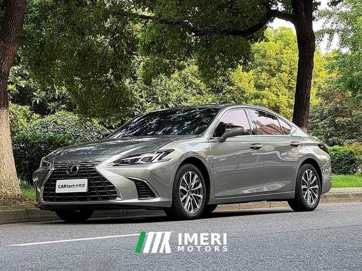 Lexus ES 300h Edition