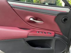 Lexus ES 300h Edition - фото 14