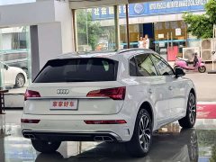 Audi Q5L 40 TFSI Luxury Version - фото 18