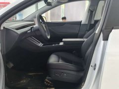 Tesla Model Y Edition - фото 3