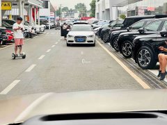 Land Rover 4.4 V8 530PS Edition - фото 12