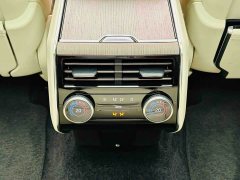 Land Rover 4.4 V8 530PS Edition - фото 13