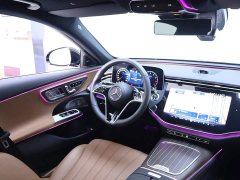 Mercedes-Benz E 300 L Luxury Version - фото 14