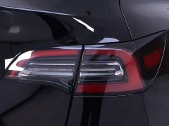 Tesla Model Y Long Range Edition - фото 9