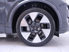 Audi Q6L e-tron Edition - фото 6