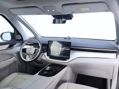 Volvo EM90 Ultra - фото 20