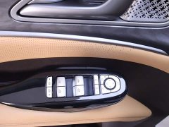 Denza D9 DM-i AWD Version - фото 17