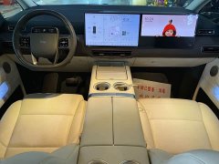 Li Auto MEGA Ultra - фото 6