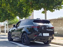 Land Rover 400PS Dynamic SE - фото 13