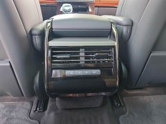 Land Rover 400PS Dynamic SE - фото 9
