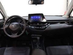 Lynk & Co Yize IZOA 2021 2.0L Yidong Edition - фото 11