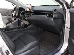 Lynk & Co Yize IZOA 2021 2.0L Yidong Edition - фото 7