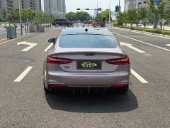 Audi A5 Sportback 40 TFSI quattro Luxury Version - фото 4