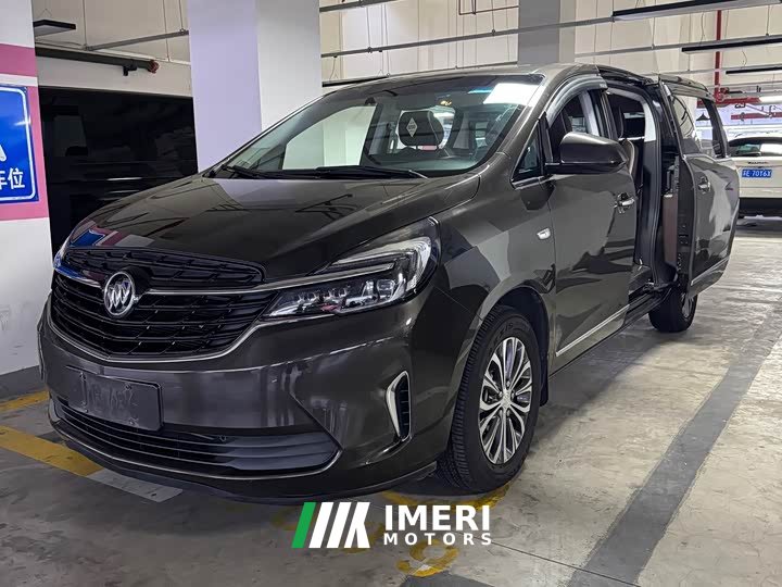 Buick GL8 652T Version