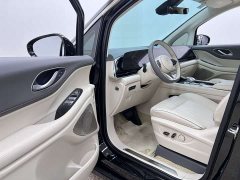 Voyah EV Ultra Long RangeFlagship Edition - фото 12