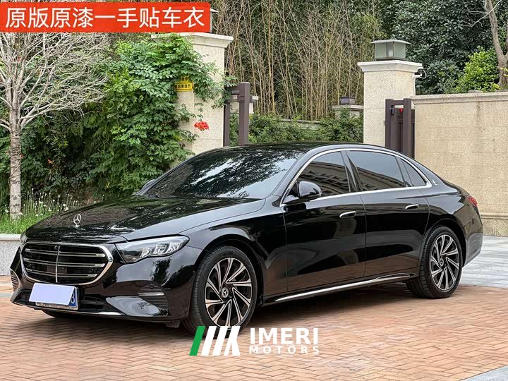 Mercedes-Benz E 300 L Luxury Version
