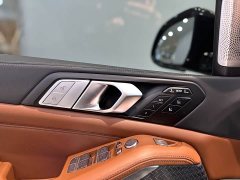 BMW X7 xDrive M50i - фото 9
