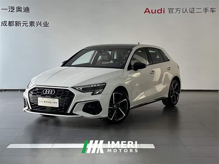 Audi A3 2022 Sportback 35 TFSI stylish and sporty - автомобиль из Китая
