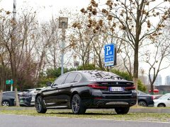 BMW 5 530Li Version M - фото 6