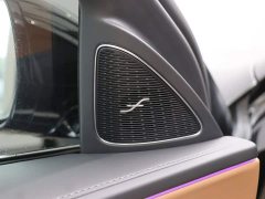 Mercedes-Benz E 300 L Luxury Version - фото 11
