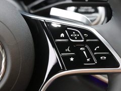 Mercedes-Benz E 300 L Luxury Version - фото 19
