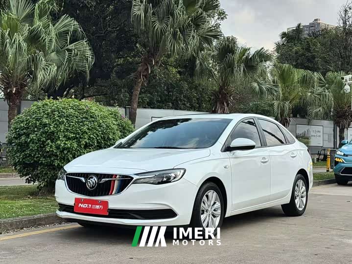 Mercedes-Benz Yinglang 1.5L automatic elite - автомобиль из Китая