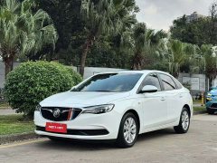 Mercedes-Benz Yinglang 1.5L automatic elite - фото 1