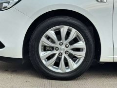 Mercedes-Benz Yinglang 1.5L automatic elite - фото 12