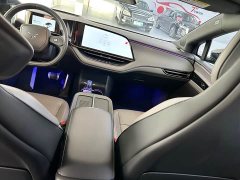 FAW EH7 640 AWD Edition - фото 10
