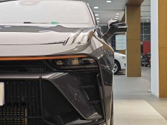 Lynk & Co 03 1.5TD DCT Pro - фото 2