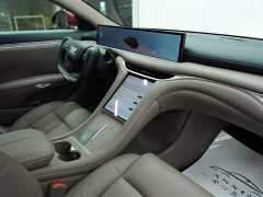 BMW L6 Pro Max - фото 16