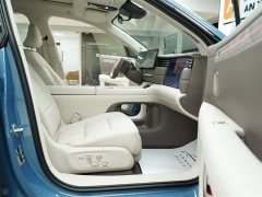 BMW LS6 EV Max - фото 7