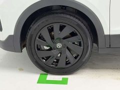 Volkswagen 300TSI Edition - фото 8