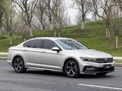 Volkswagen 200Anniversary Edition 330TSI DSG Version - фото 3