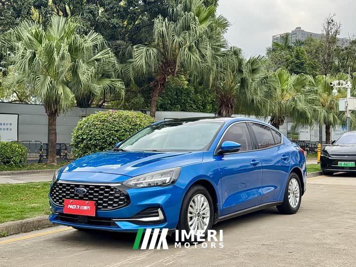 Ford Focus Sedan EcoBoost 180 Automatic NeochaEDGE - автомобиль из Китая