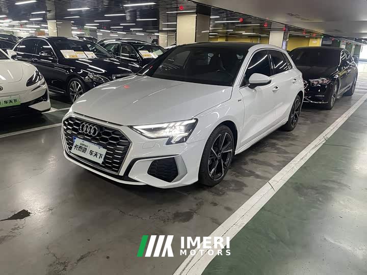 Audi A3 Sportback 35 TFSI Fashion Version - автомобиль из Китая