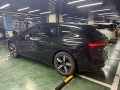 BMW iX xDrive40 - фото 5