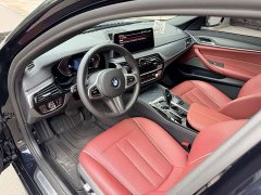 BMW 5 530Li Version M - фото 8