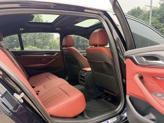 BMW 5 530Li Version M - фото 9