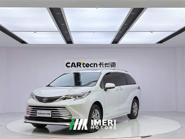 Tank SIENNA 2.5LPHEV Edition