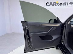 Tesla Model Y Long Range Edition - фото 16