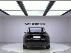 Tesla Model Y Long Range Edition - фото 4