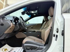 Lexus ES 200 Premium Edition - фото 4