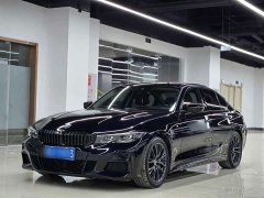 BMW 3 330i M - фото 1