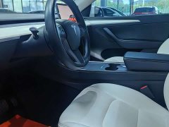 Tesla Model Y Edition - фото 12