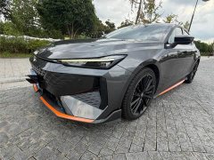 Changan UNI-V 1.5T Premium Version - фото 1