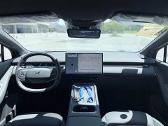 Xpeng P7 EV 615 Max Flagship Edition - фото 9