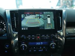 Mercedes-Benz 2.5L HVPremium Edition - фото 8