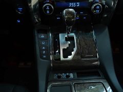 Mercedes-Benz 2.5L HVPremium Edition - фото 9